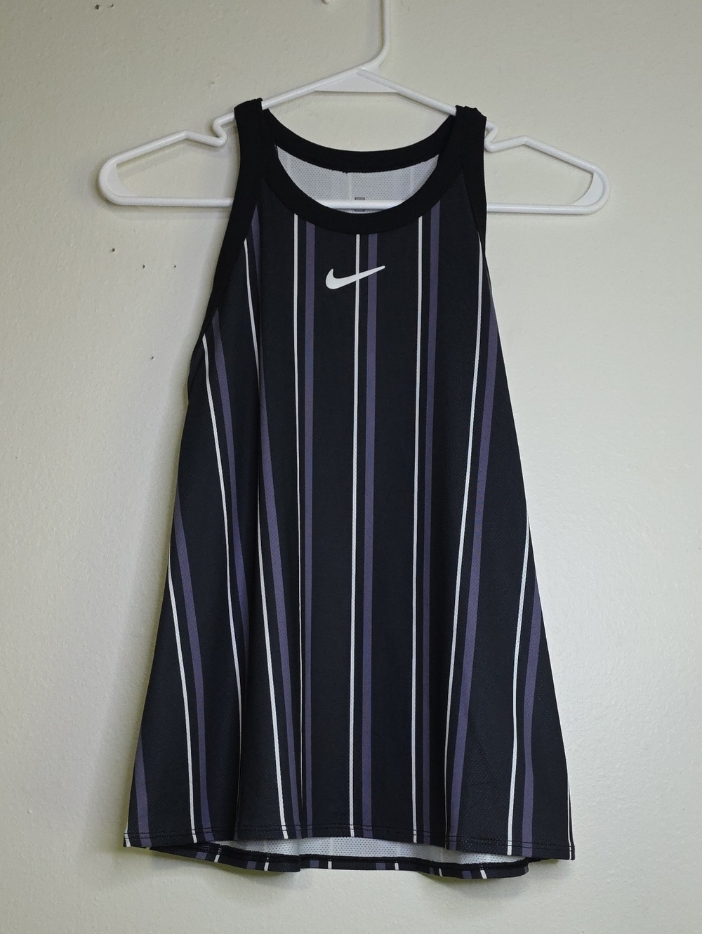 Nike Black, Purple & White Vertical-Stripe Athletic Tank